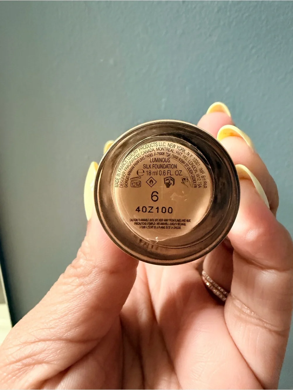 Giorgio Armani Luminous Silk Foundation - OG formula (Shade 6)